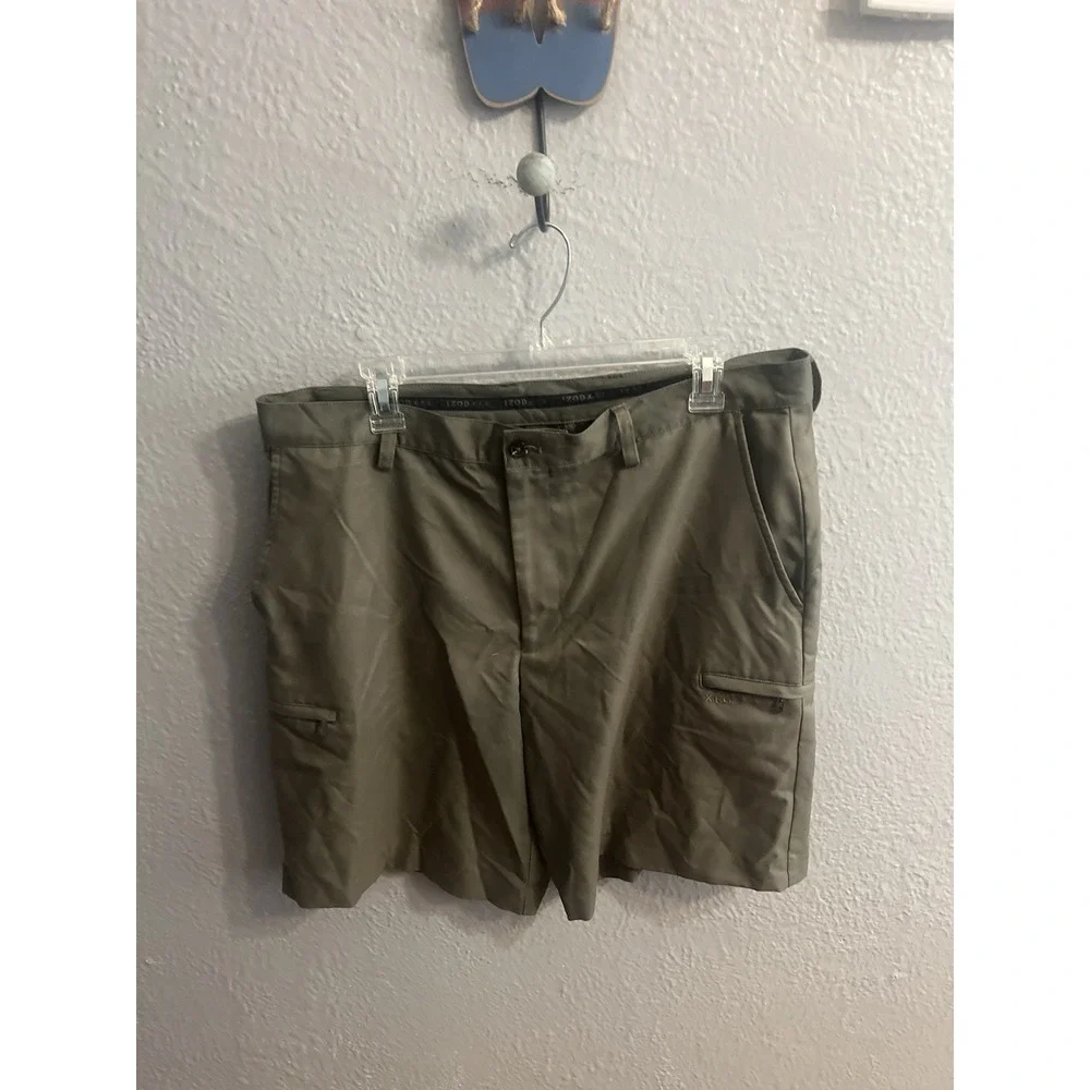 IZOD XFG Cargo Golf‎ Shorts Men 36 Army Green Inseam 9 Inches
